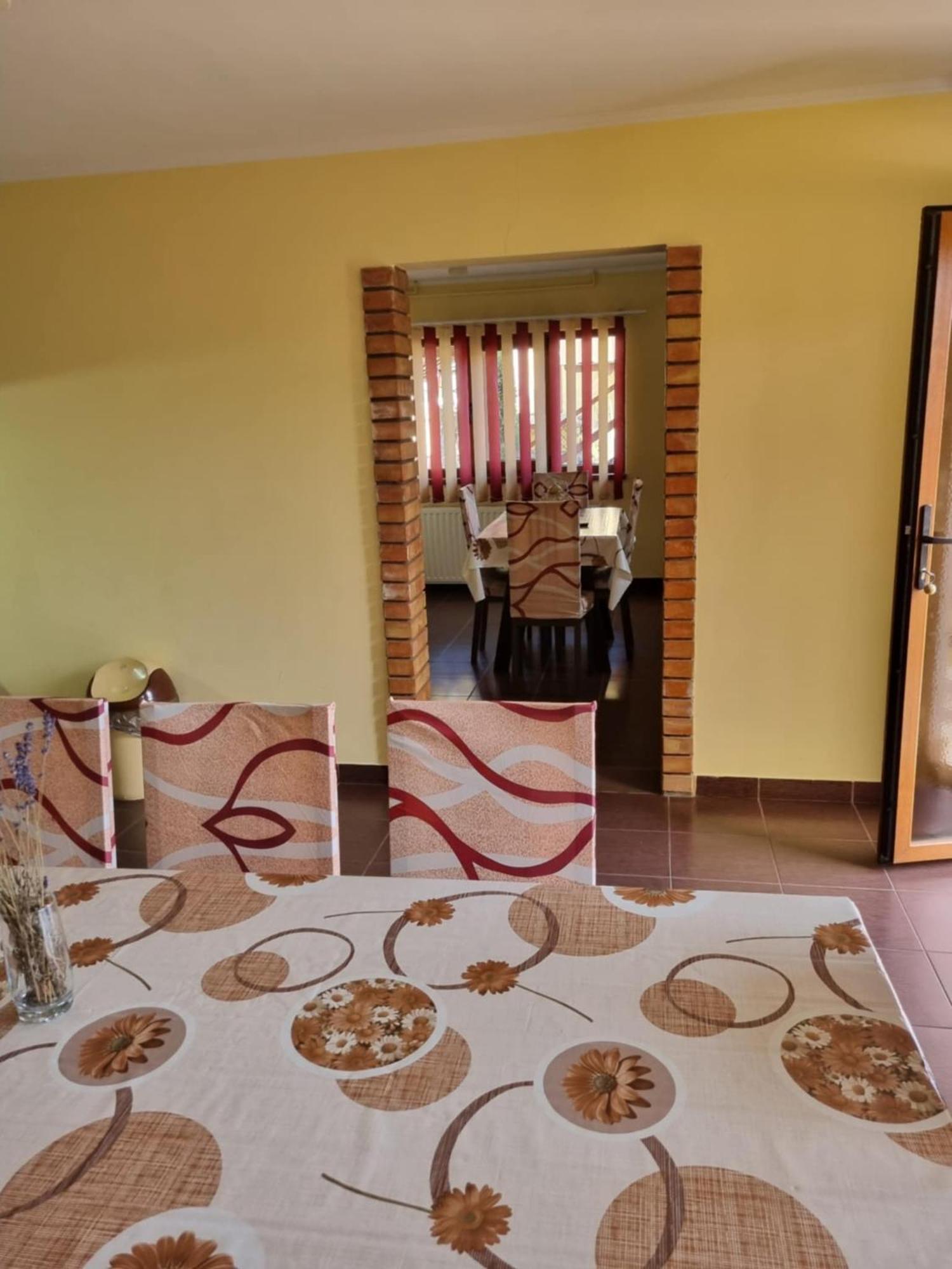 Casa Monika Ciocarliei Hotel Совата Екстериор снимка
