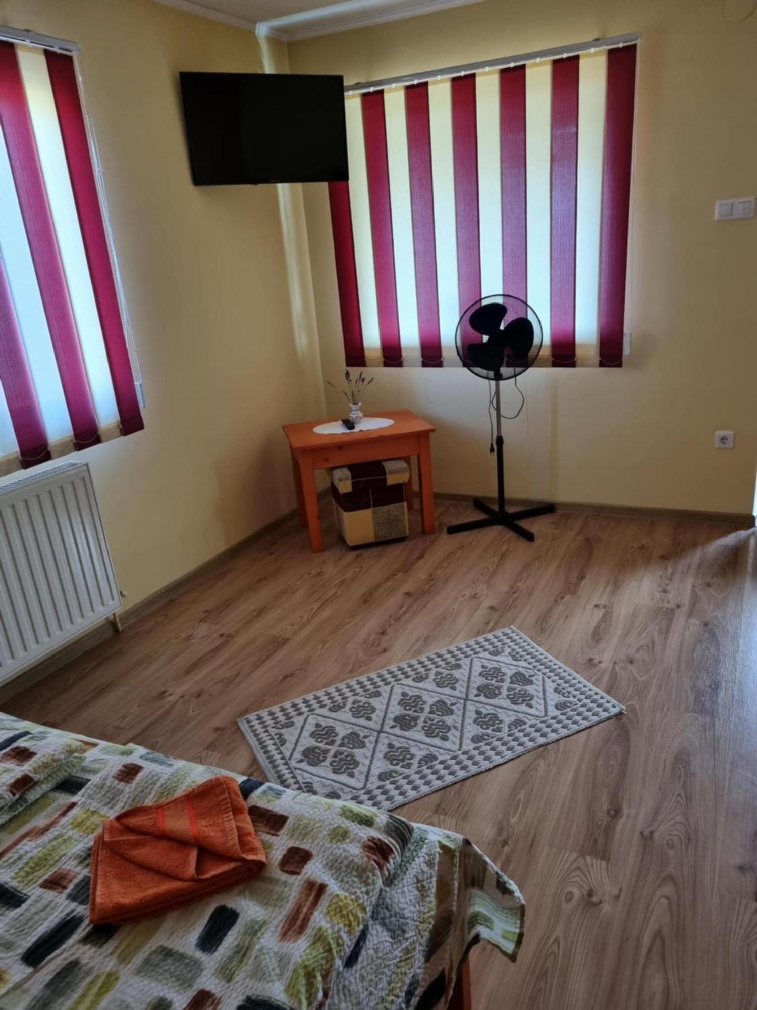 Casa Monika Ciocarliei Hotel Совата Екстериор снимка