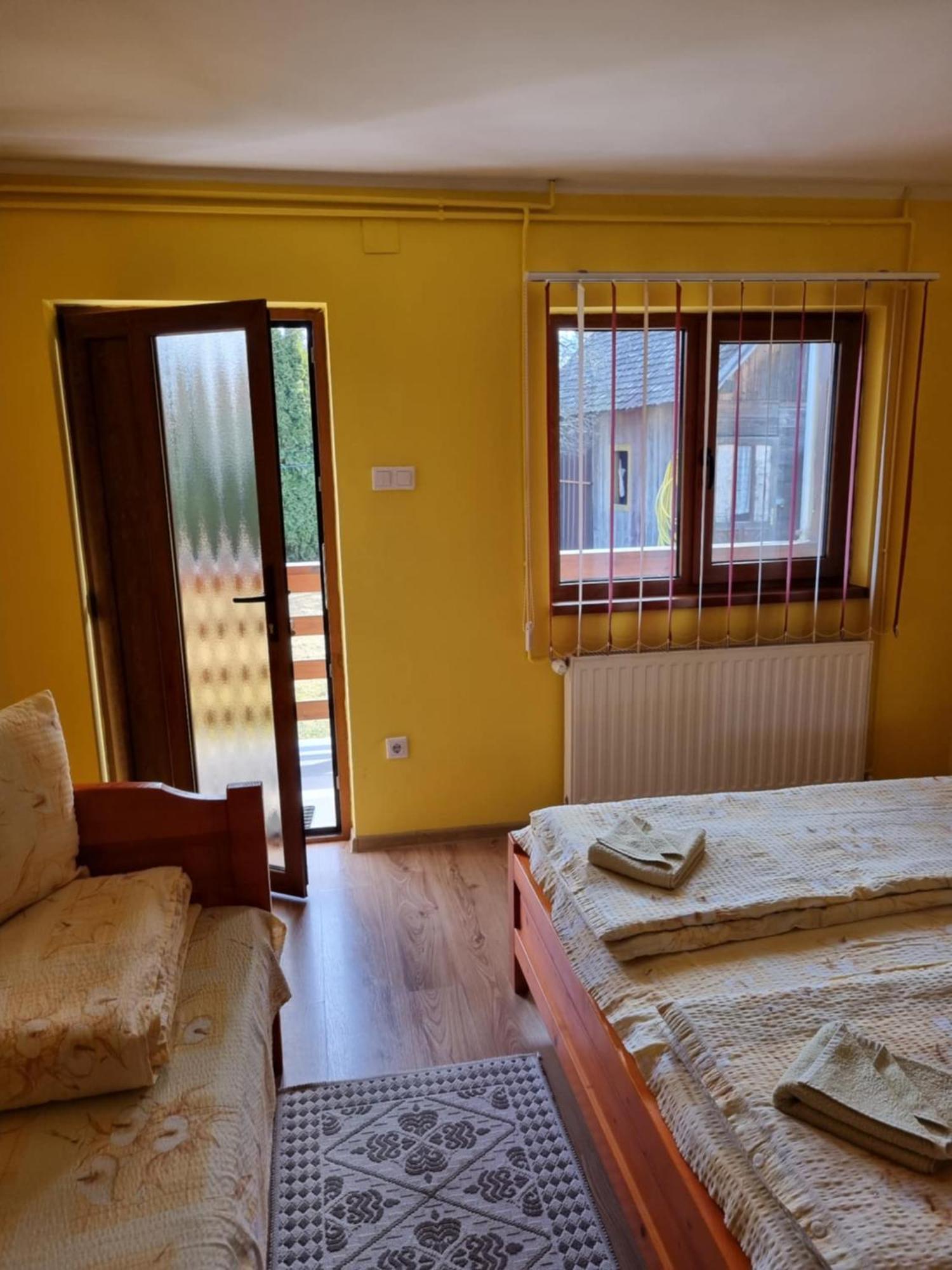 Casa Monika Ciocarliei Hotel Совата Екстериор снимка
